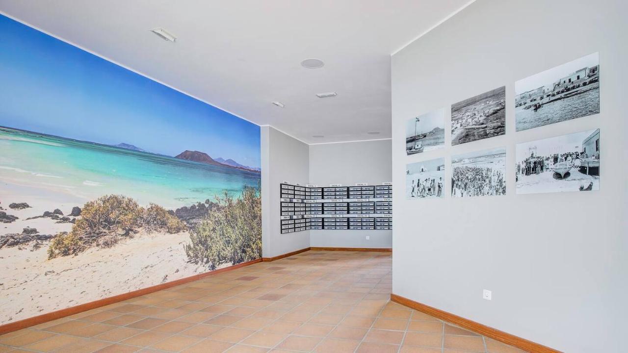 Beautiful, Modern Apartment In Sunny คอร์ราเลโฮ ภายนอก รูปภาพ