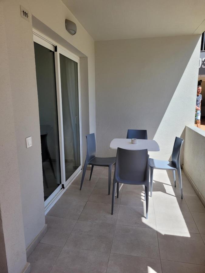 Beautiful, Modern Apartment In Sunny คอร์ราเลโฮ ภายนอก รูปภาพ